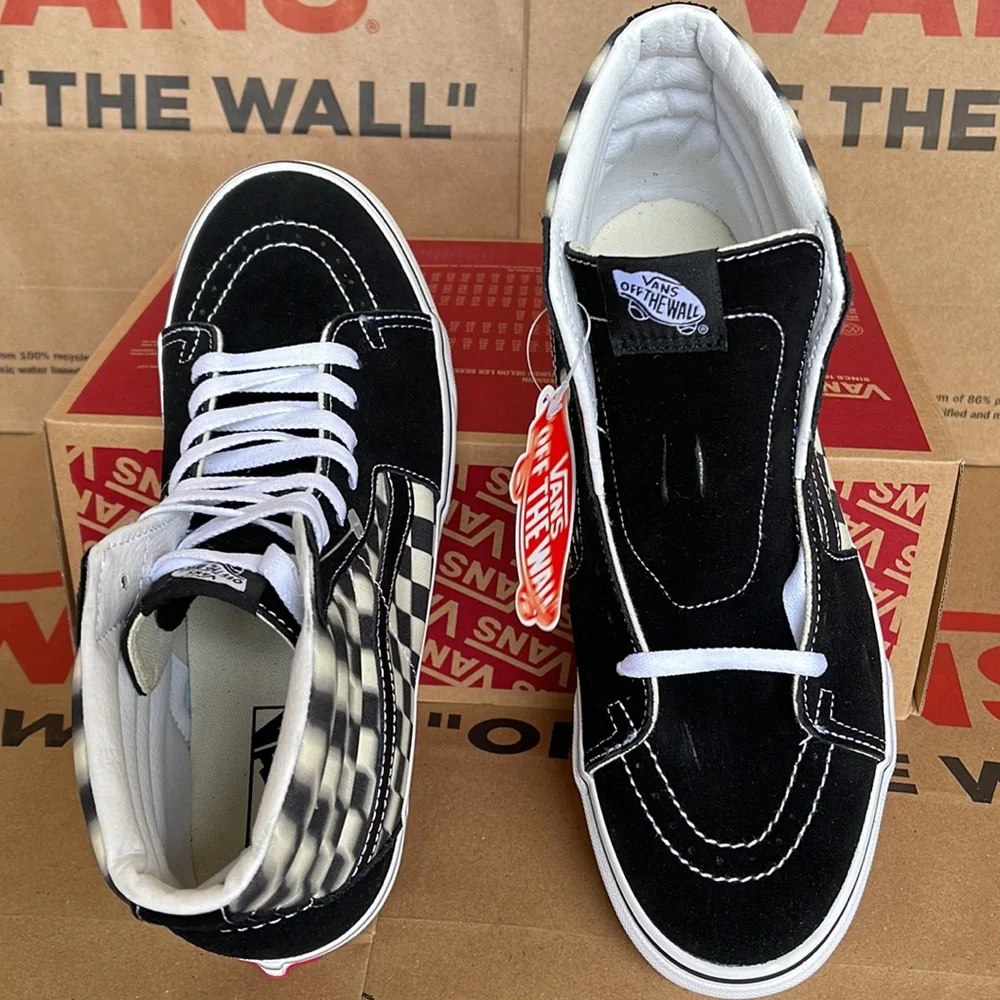 NWB Unisex Vans Sk8-Hi Black & White 